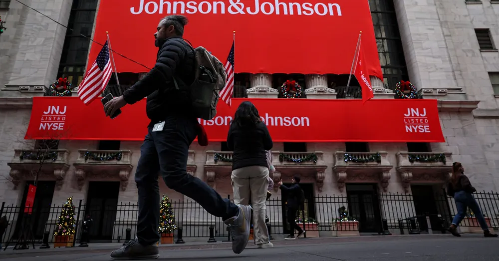 Johnson & Johnson Halts Varipulse Heart Device Rollout in the US Due to Stroke Risk Investigation