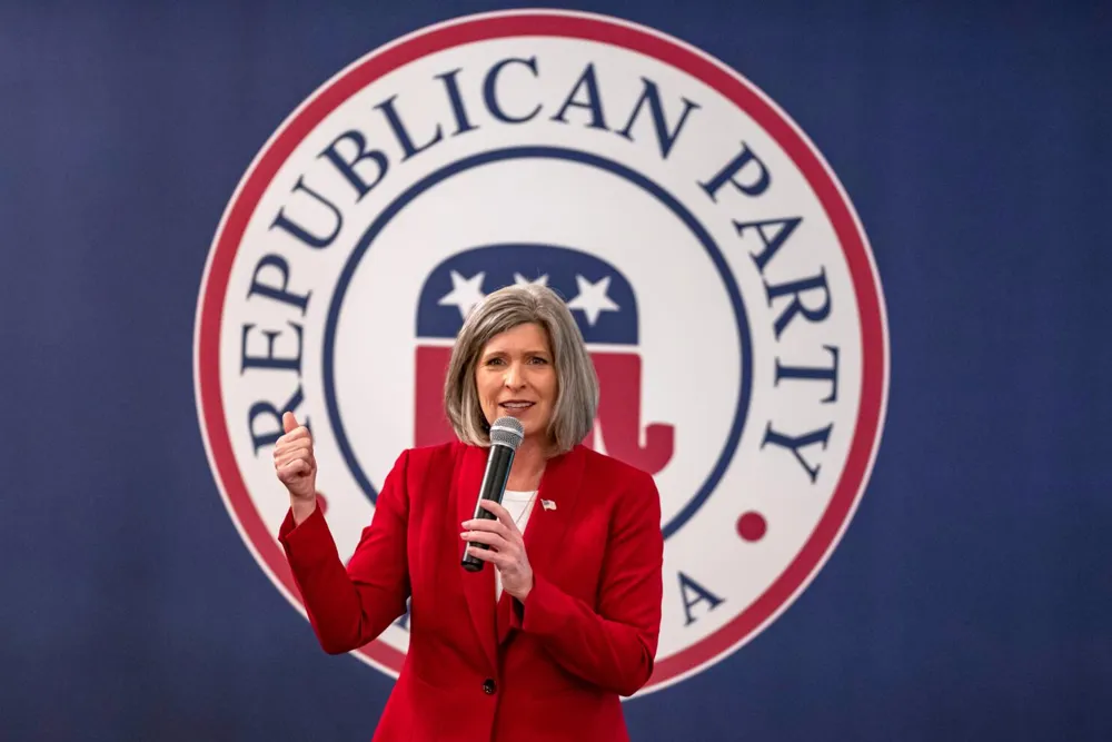Senator Joni Ernst of Iowa to Announce Retirement from Senate in 2026