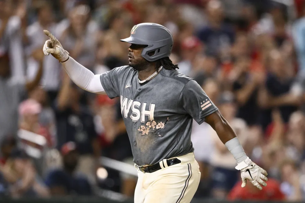 Josh Bell signs 1-year contract worth $6 million with Nationals