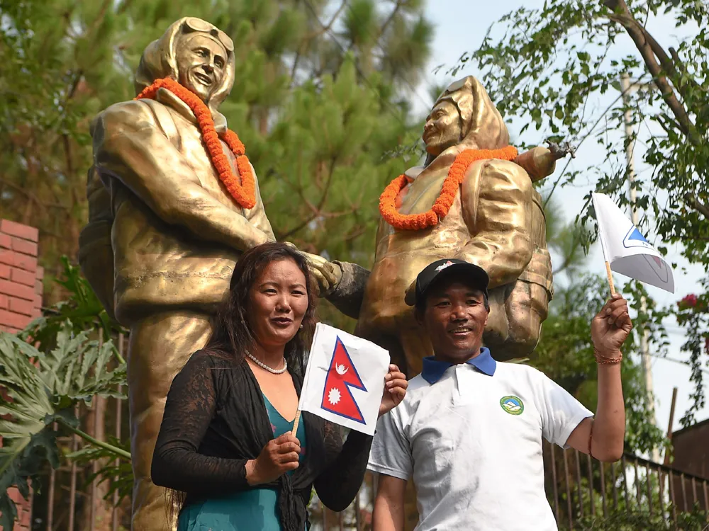 Kami Rita Sherpa Achieves Record 32nd Summit of Mount Everest