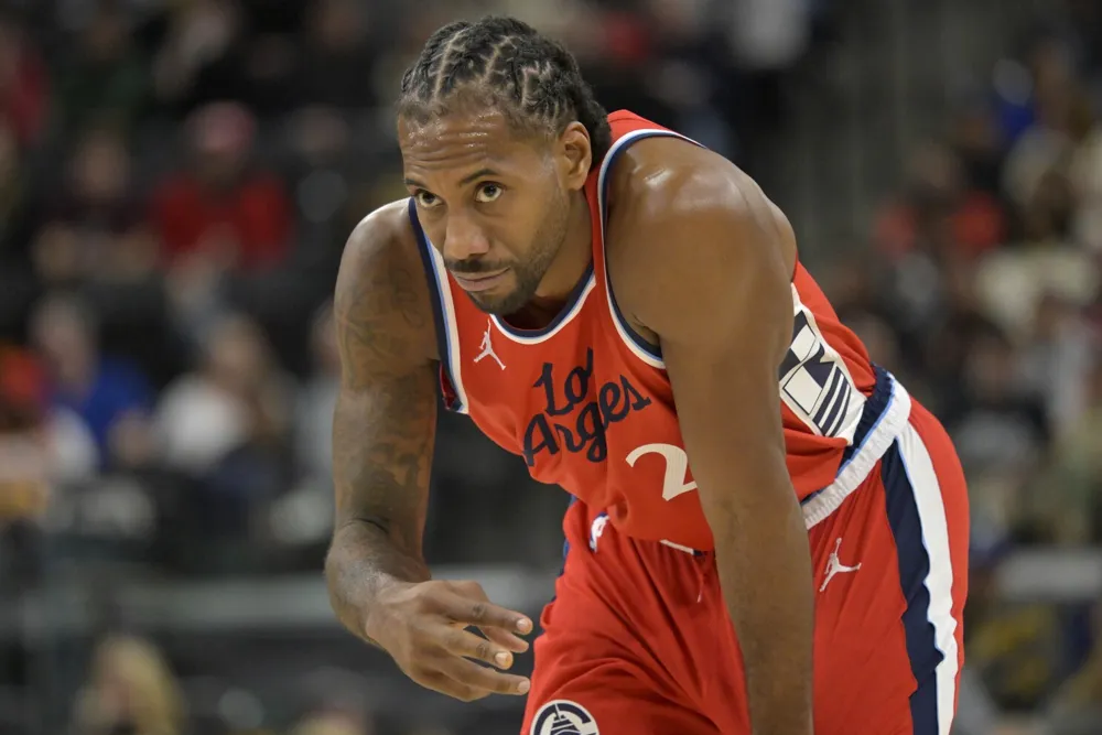 Kawhi Leonard Leaves Clippers to Support Family Amid LA Wildfires