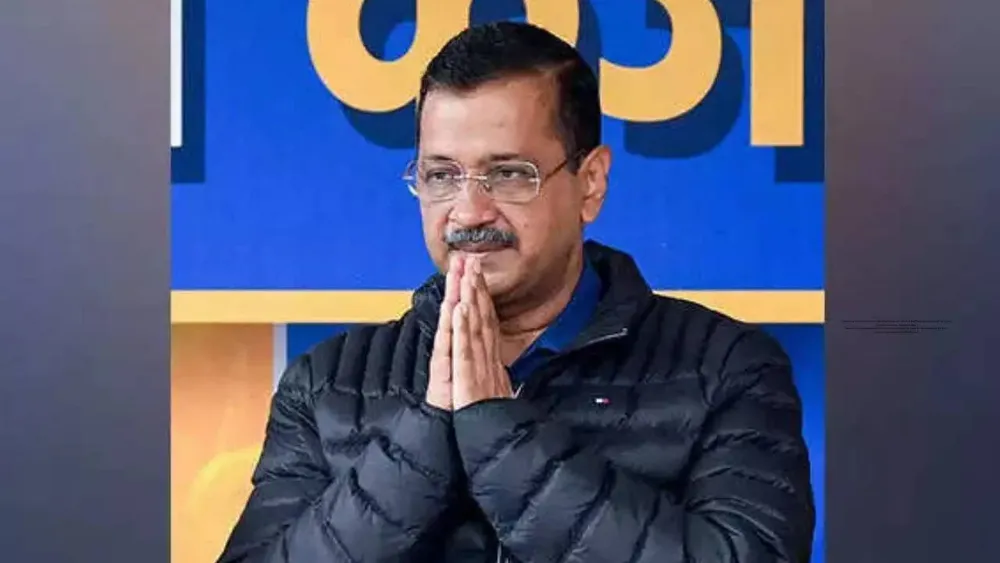 Arvind Kejriwal's Pujari Granthi Samman Yojana Sparks Controversy and Political Rivalry