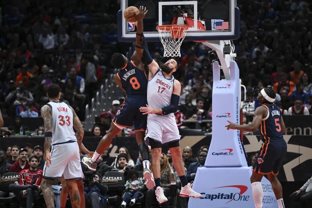 Knicks secure eighth consecutive win with Hart's triple-double and Towns' strong performance