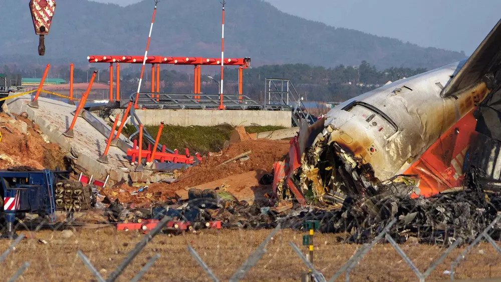 Korean Jet Crash Investigated: The Sequence of Events Leading to Disaster