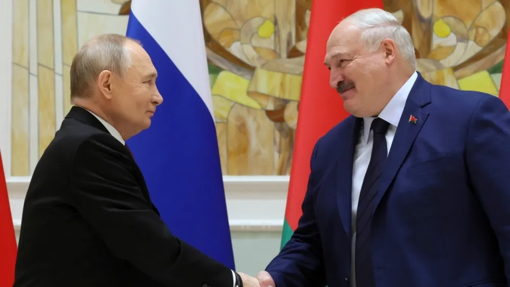 Kremlin May Pressure Belarus into Ukraine War, Threatening Its Independence