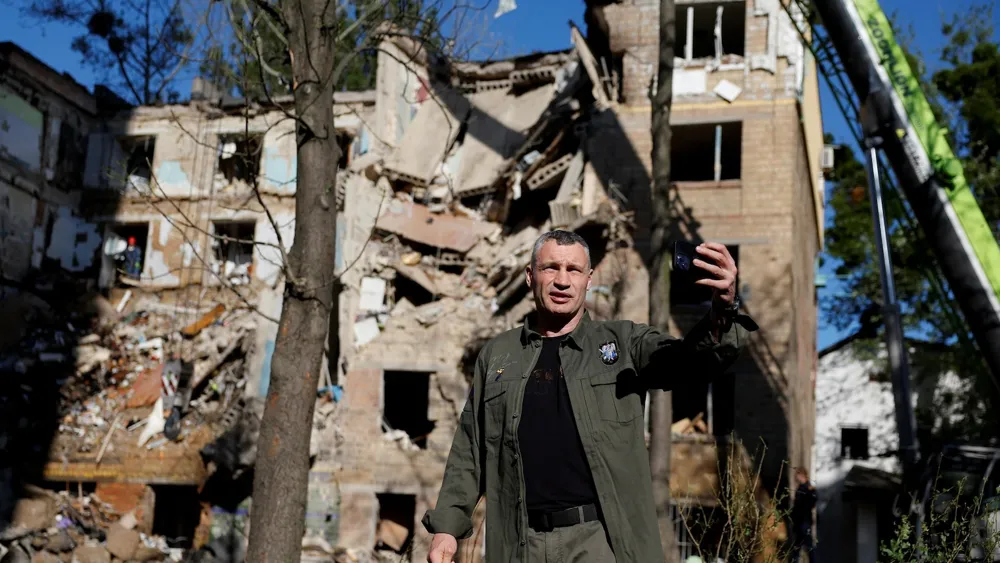 Kyiv Faces New Wave of Deadly Russian Drone and Missile Strikes