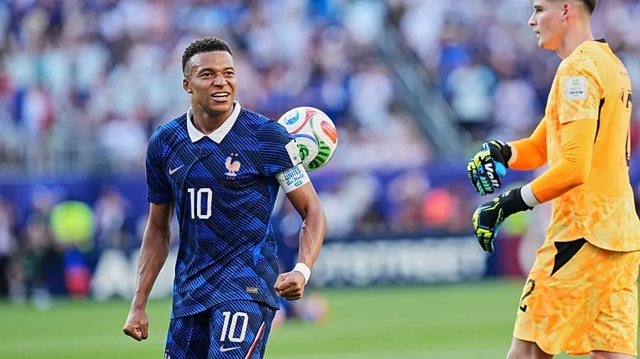 Kylian Mbappé and FFF Condemn Paraguayan Senator for Racist Remarks