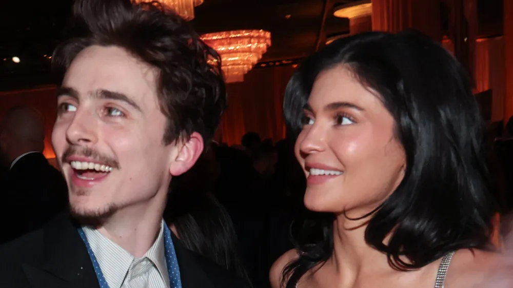 Kylie Jenner Amused by Timothée Chalamet's Joke at Golden Globes