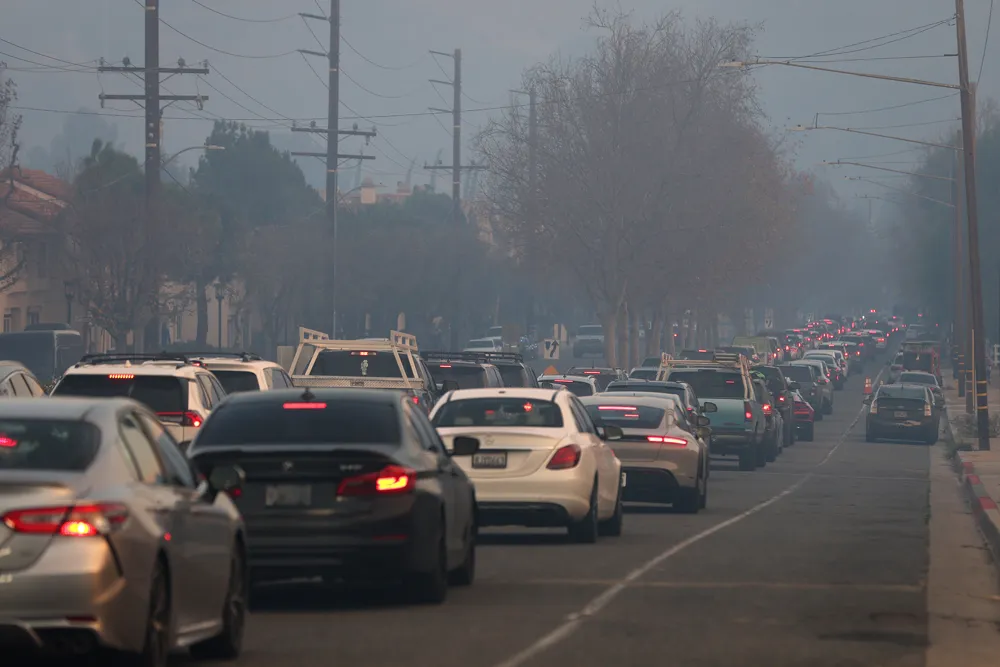 Los Angeles County Issues Apology Over Erroneous Evacuation Alerts Amid Ongoing Fires