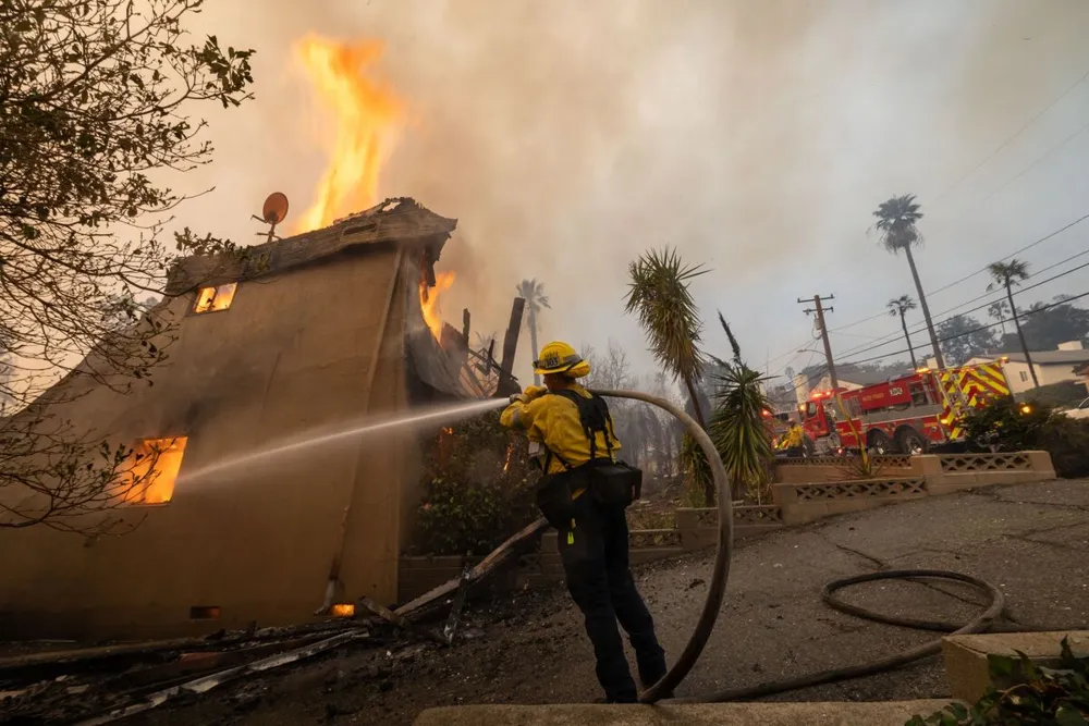 LA Wildfires: The Struggle with Fire Hydrant Water Shortages