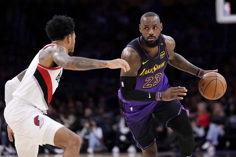 Lakers Defeat Blazers 114-106 with LeBron's 38 Points and Christie's Career High