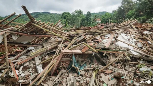 Landslide in Central Java Leaves 11 Dead and 12 Missing