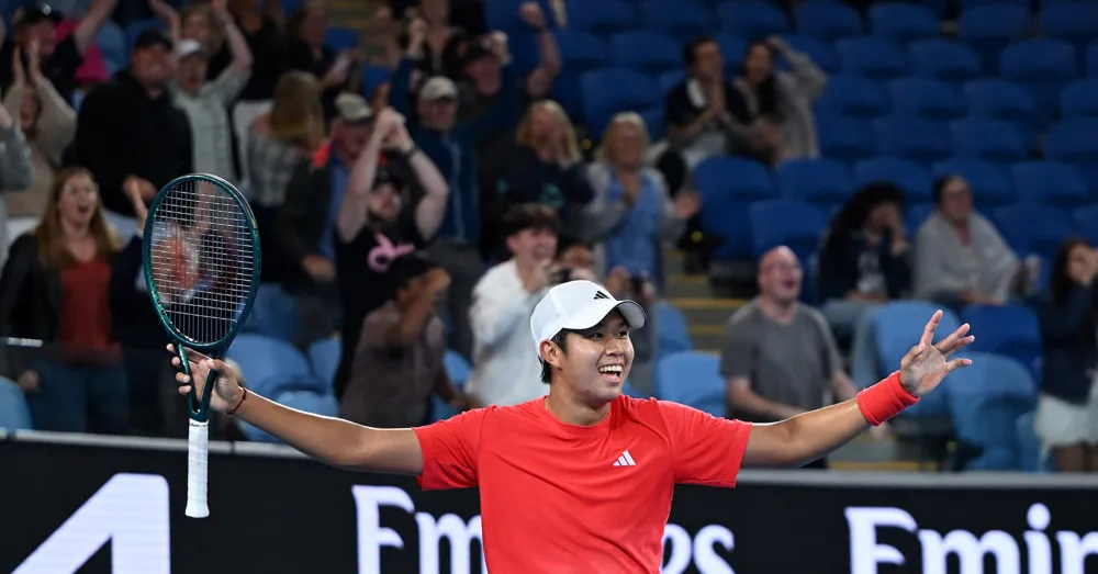 Learner Tien Upsets Daniil Medvedev in Thrilling Five-Set Match at Australian Open