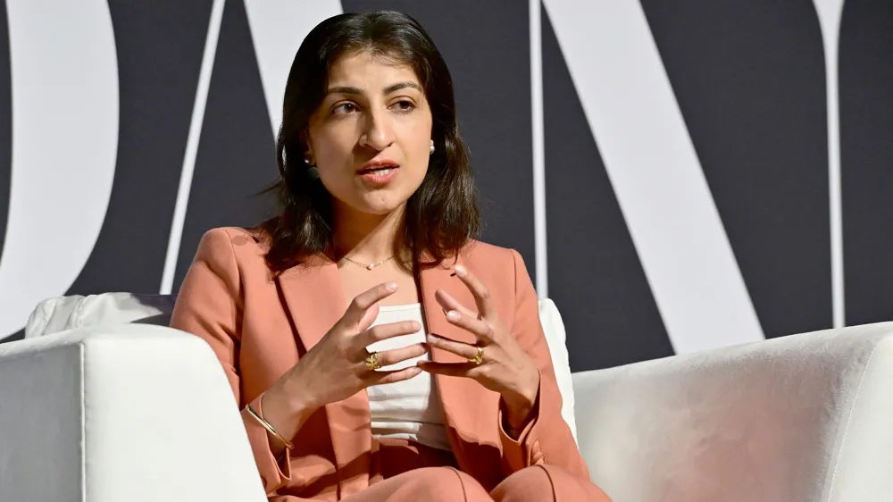 Lina Khan Advises Trump Against Favorable Deals with Big Tech Following Meta's Moves