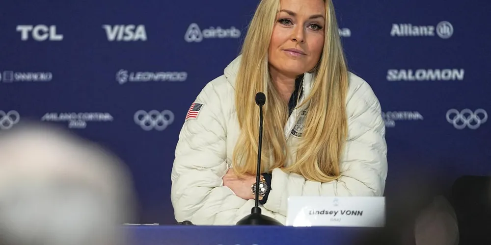 Lindsey Vonn Remains Determined to Compete at 2026 Winter Olympics Despite Knee Injury