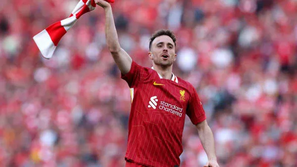 Mourners Gather for Diogo Jota and André Silva's Funeral in Portugal