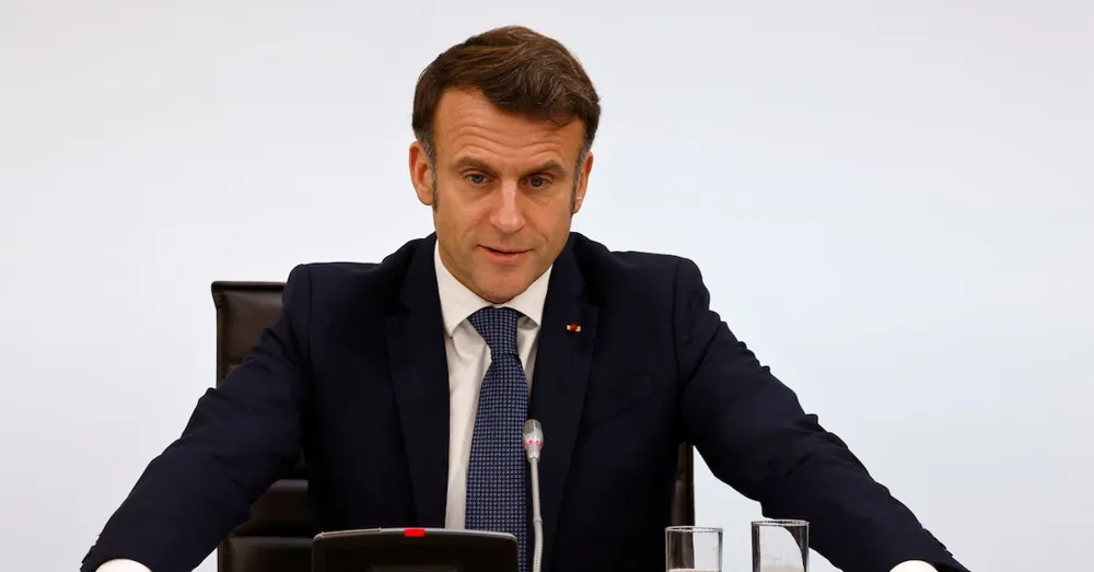 Syrian Leader Ahmed al-Sharaa Meets Macron in First European Visit