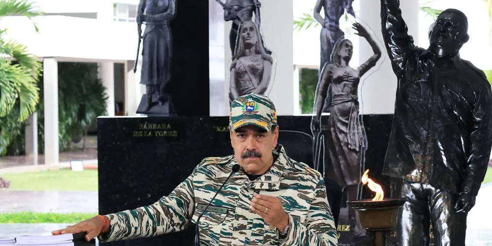 Maduro Calls for Dialogue Amid Escalating Tensions with Trump Over Military Threats