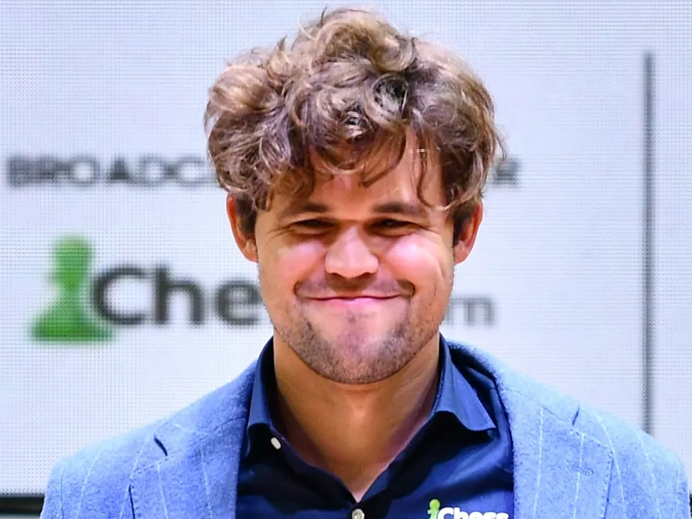 Magnus Carlsen Returns to Chess Competition After Jeans Dress Code Controversy