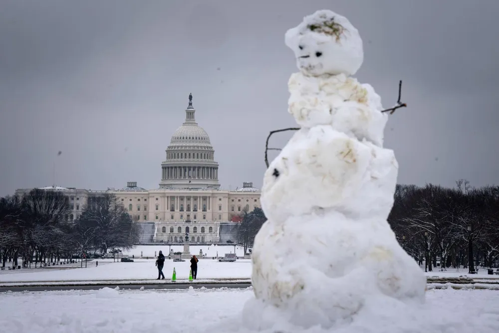 Major Winter Storm Warnings Affect Millions from Kansas to D.C.