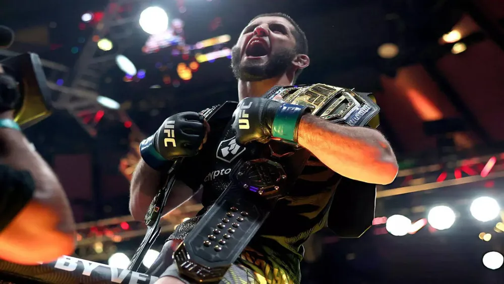 Islam Makhachev Secures UFC Welterweight Title with Dominant Victory over Jack Della Maddalena