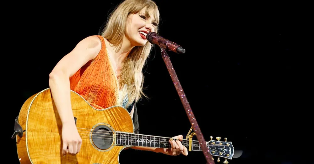 Massachusetts College Launches Course Linking Taylor Swift's Lyrics to Classic Poetry