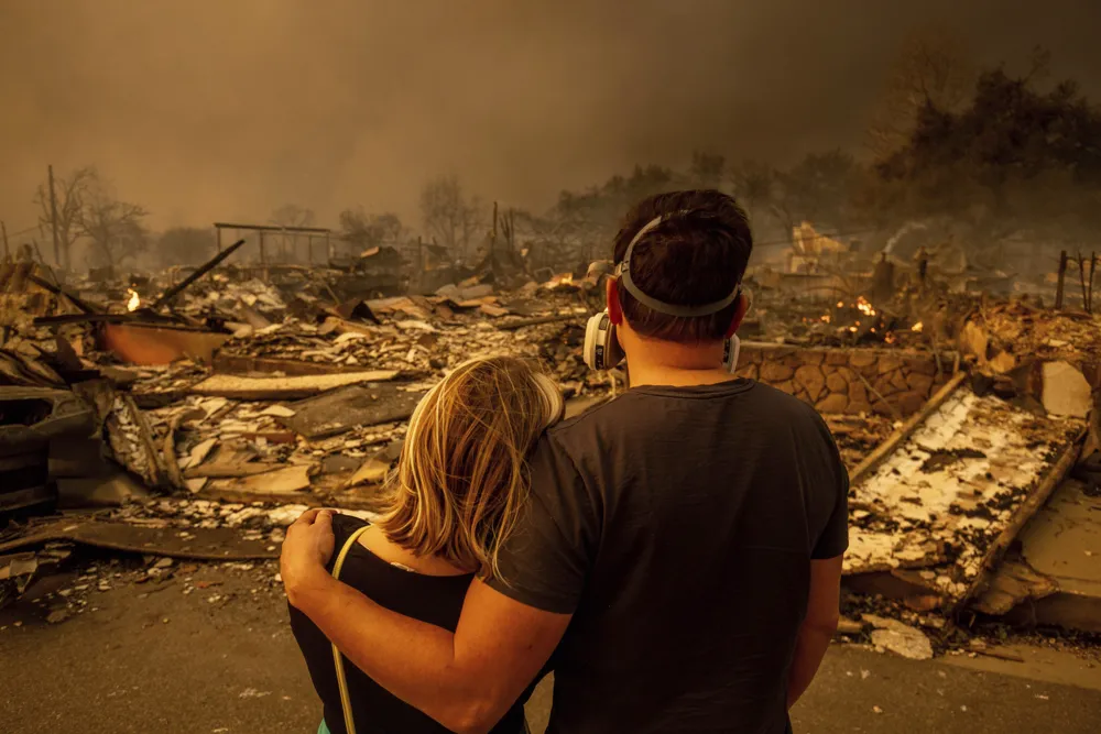 Massive Fires Engulf Southern California, Prompting Evacuations and Fatalities