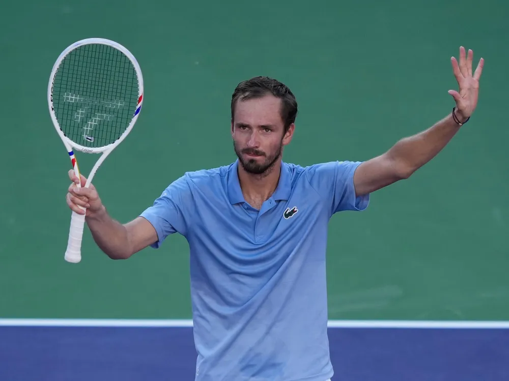 Medvedev ousts Alcaraz to reach Indian Wells final against Sinner