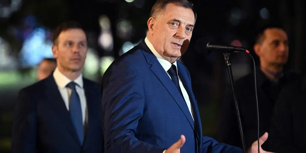Bosnian Serb Leaders Challenge Stability After Dodik's Conviction