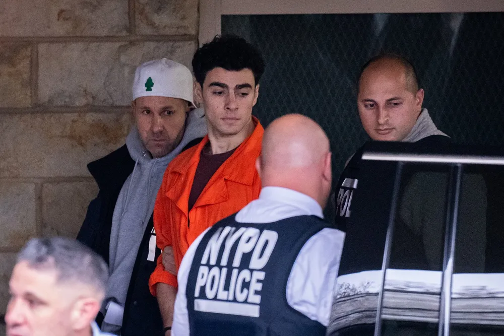 Minnesota man charged with impersonating FBI agent to free accused killer Luigi Mangione