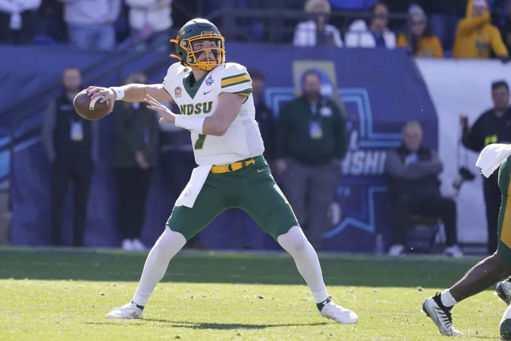 Montana State and North Dakota State to Face Off Again with Same Quarterbacks in FCS Title Game