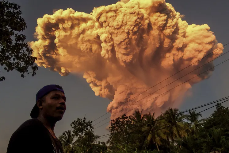 Mount Lewotobi Laki-laki Eruption Disrupts Travel; Flights to Bali Resumed