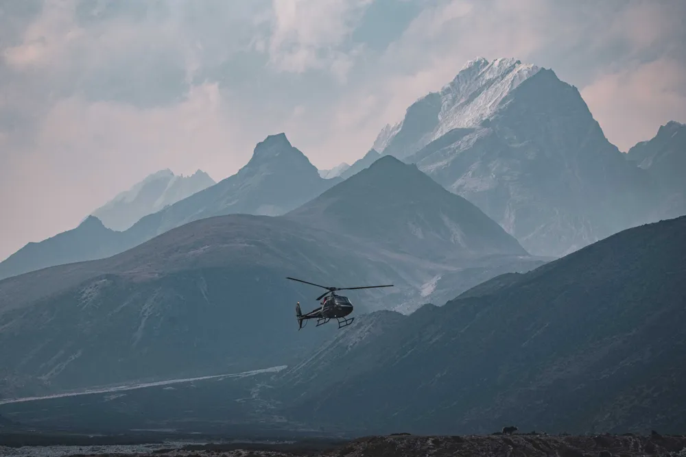 Nepal Suspends Helicopter Tours to Everest Amid Environmental Concerns