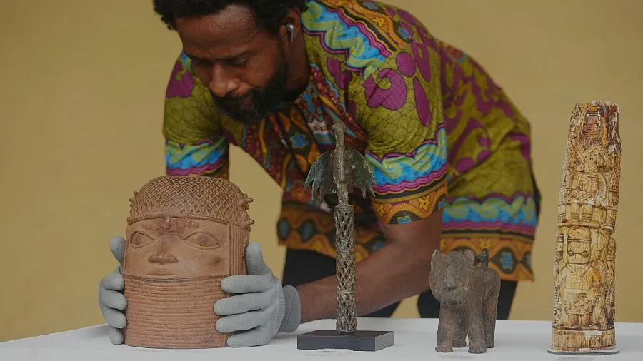 Netherlands Returns 119 Looted Benin Bronzes to Nigeria