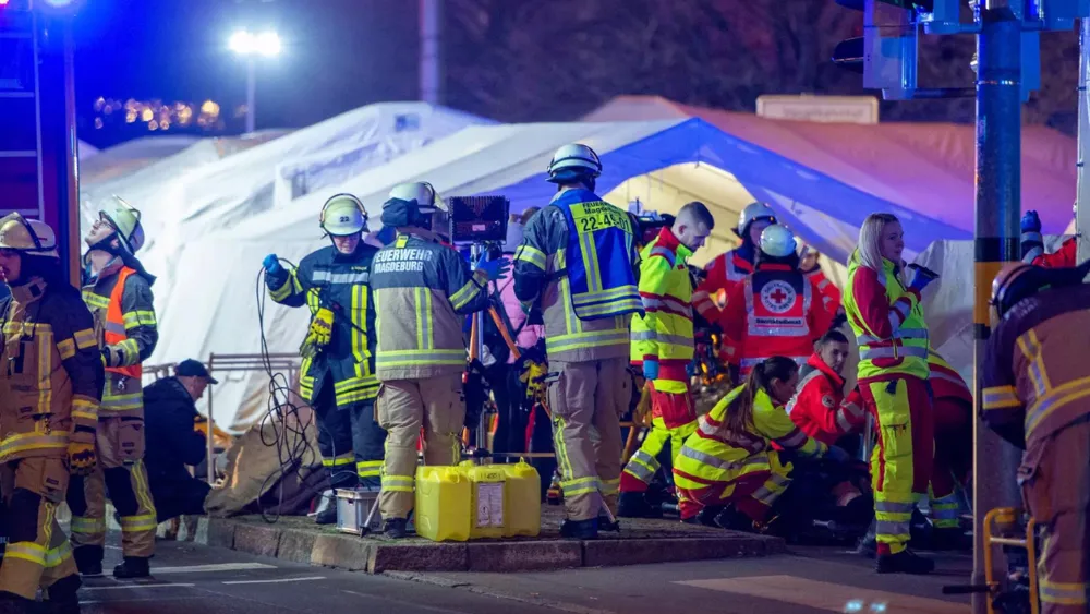 New Orleans Attack: Pickup Truck Strikes Crowd, Shooter Engages Police