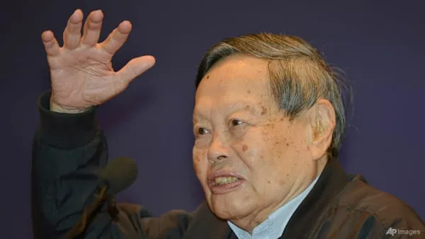 Renowned Physicist Chen Ning Yang, Nobel Laureate, Dies at 103