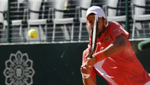 Novak Djokovic clinches 100th ATP title with victory over Hubert Hurkacz at Geneva Open