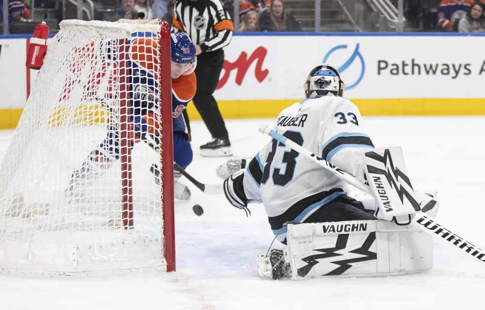 Oilers defeat Utah 4-1 with Nugent-Hopkins' key goal and McDavid's two assists