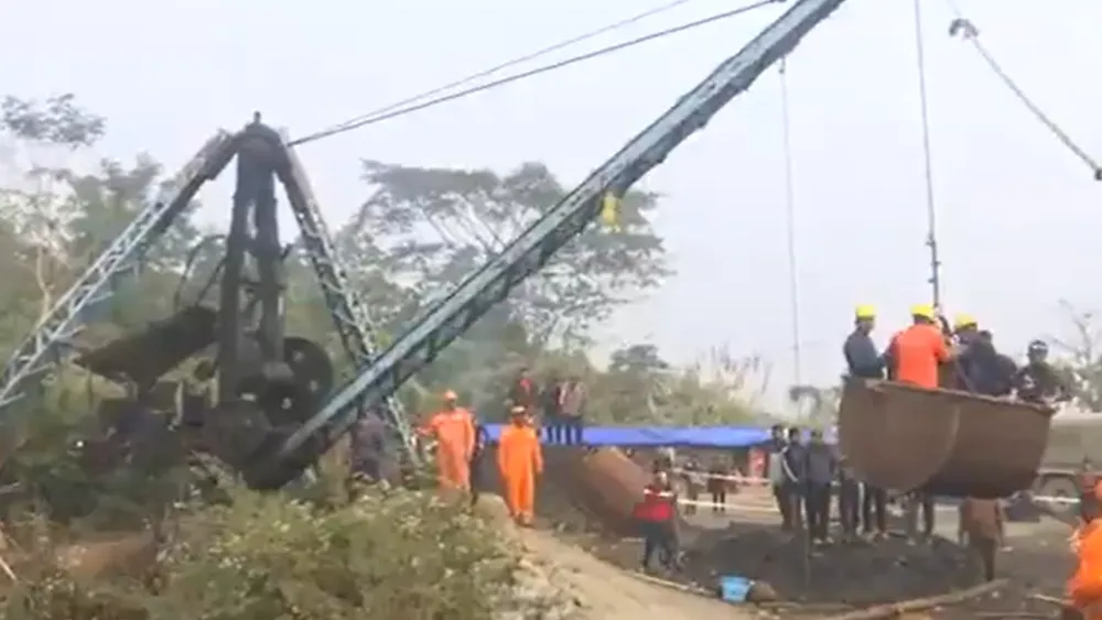 Operation to rescue trapped Assam coal miners continues; one body recovered