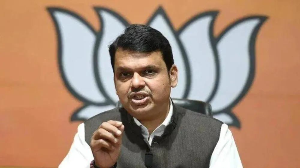 Opposition Praises Devendra Fadnavis for Development Efforts in Gadchiroli