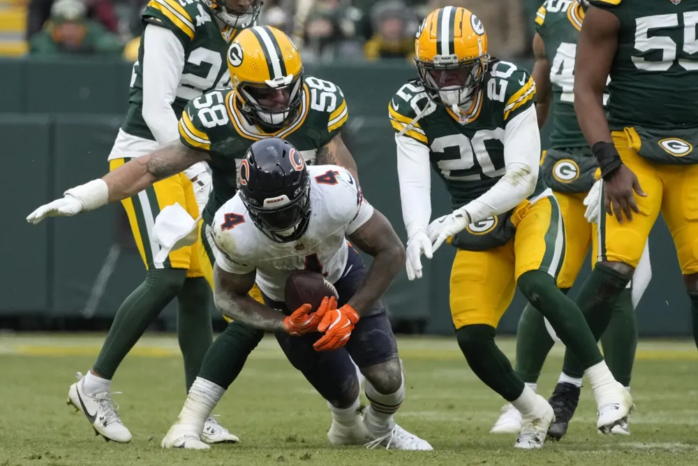 Packers Enter Playoffs with Concerns Following Two Consecutive Losses