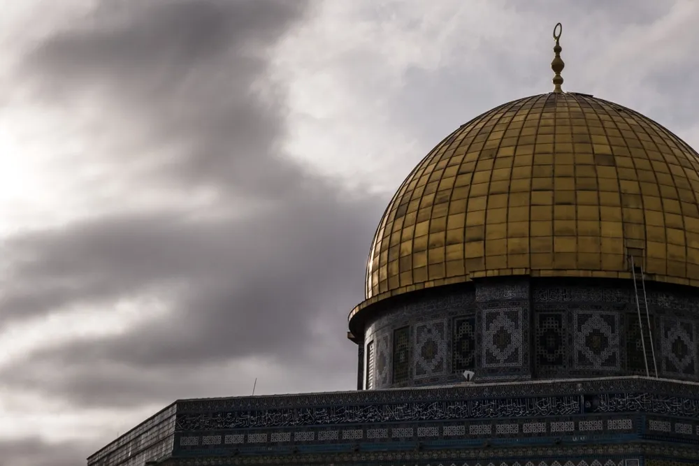 Growing Tensions Surround Al-Aqsa Mosque and Christian Observances in Jerusalem
