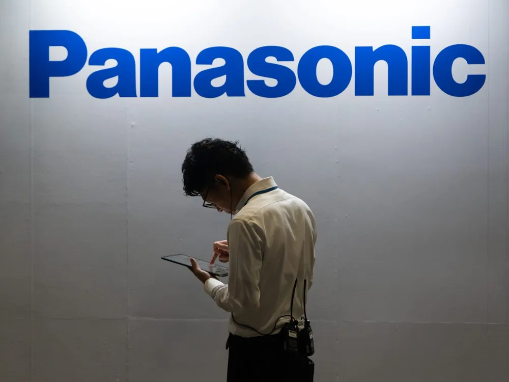 Panasonic Plans Significant Workforce Reduction Amid Profit Forecasts