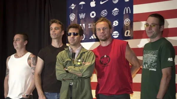 Pearl Jam's Drummer Matt Cameron Announces Departure After 27 Years