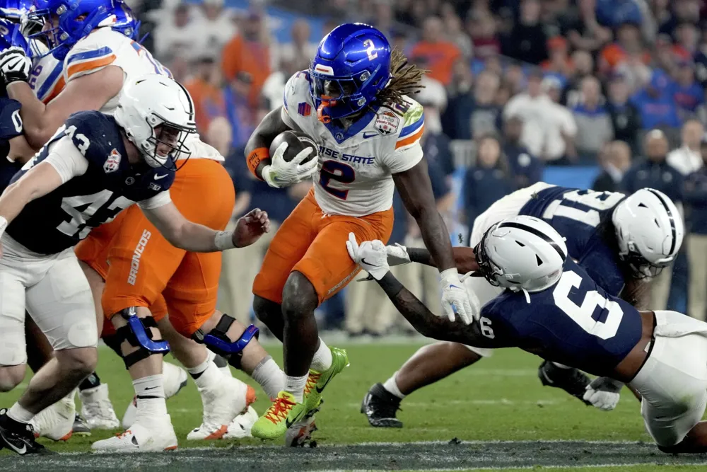 Penn State Dominates Boise State 31-14 to Advance in College Football Playoffs