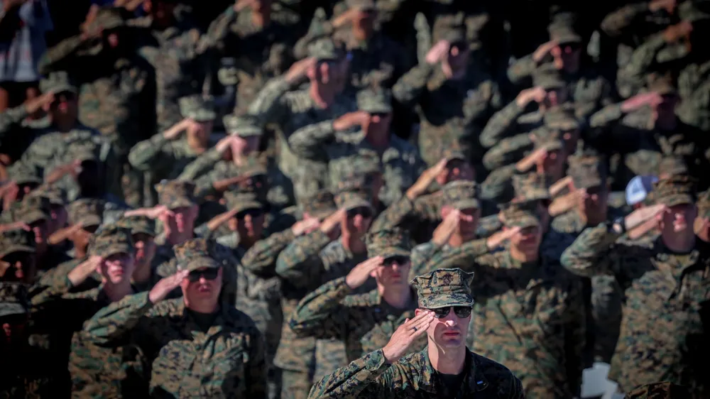 Pentagon Accepts $130 Million Donation to Pay Troops Amid Government Shutdown