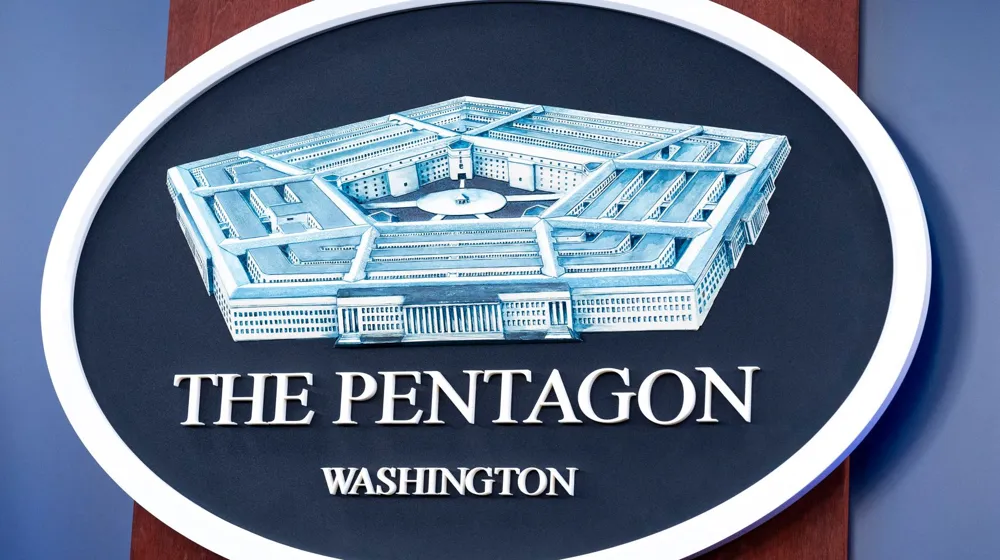 Pentagon Evicts Major News Outlets to Favor Pro-Trump Coverage Amid Controversy