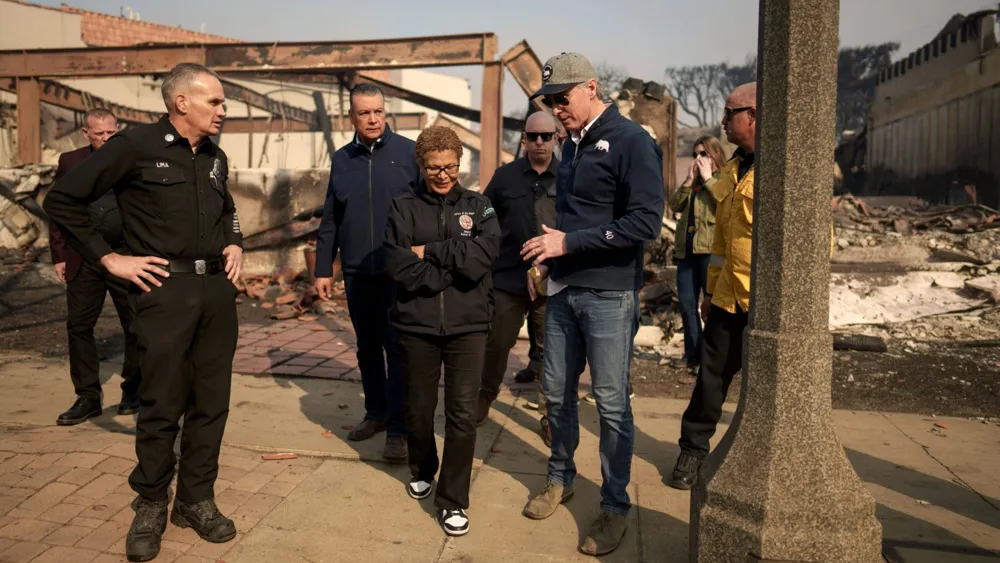 Petition for Los Angeles Mayor Karen Bass' Resignation Gains Over 27,000 Signatures Amid Wildfires