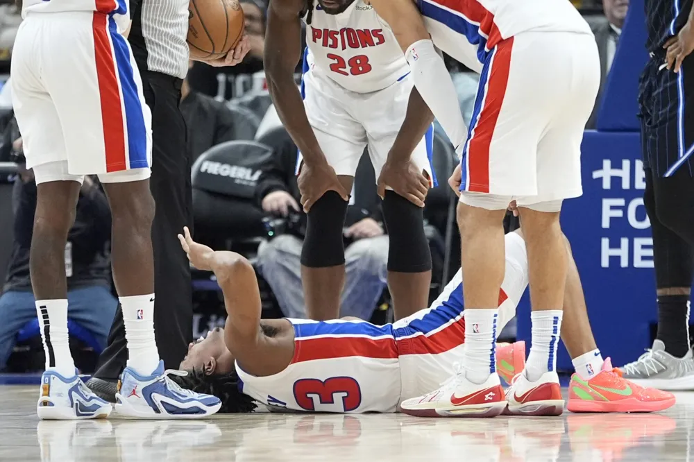 Jaden Ivey Suffers Broken Leg in Collision During Pistons' Win Over Magic