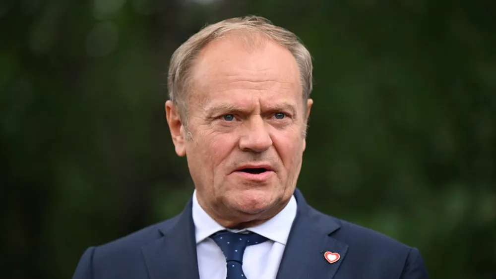 Poland's Tusk Survives Confidence Vote Amidst Challenges from Nationalist Rivals